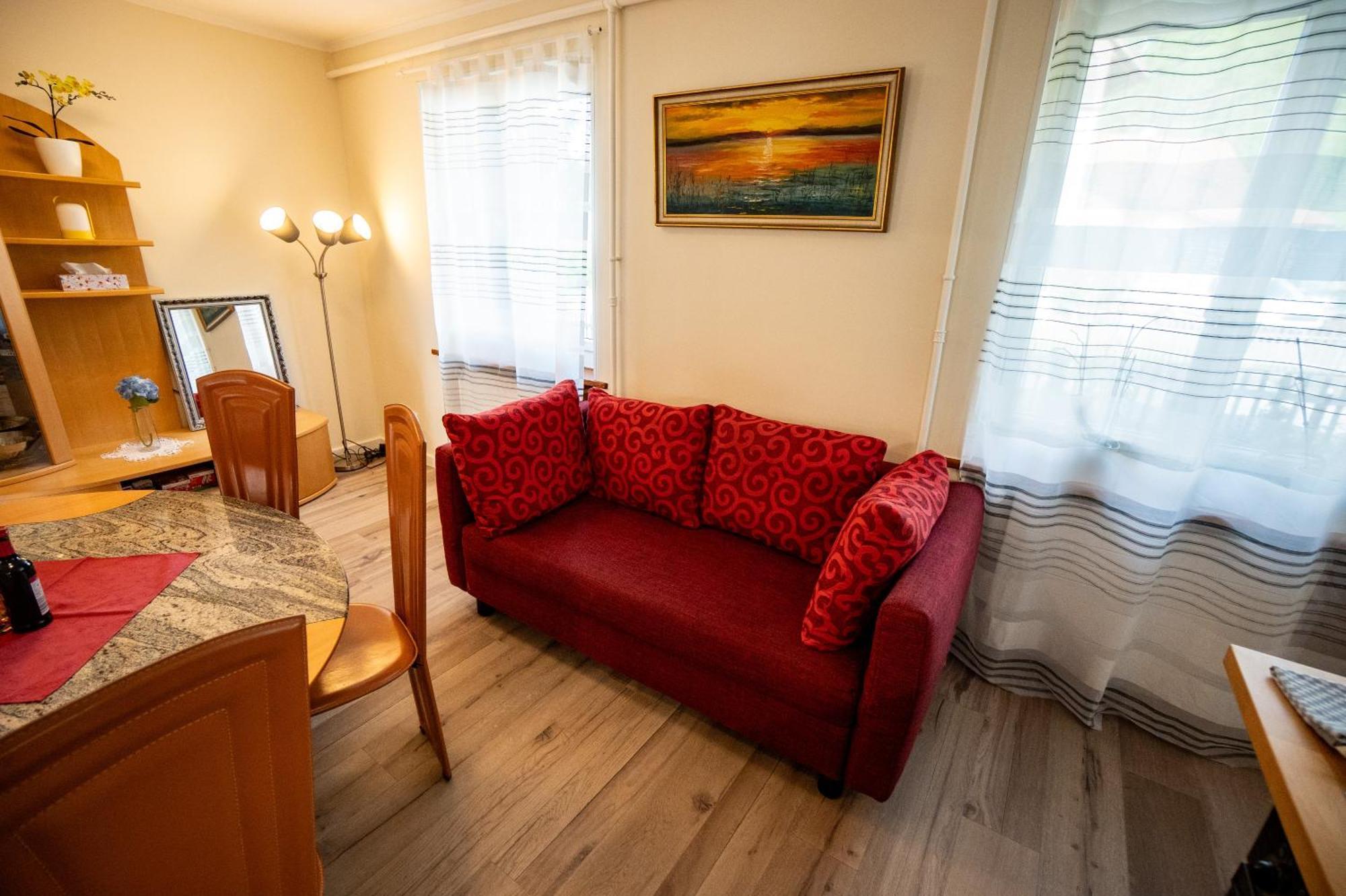 Gemuetliche Wohnung Mit Terasse Und Feuerstelle Lengnau Exterior photo